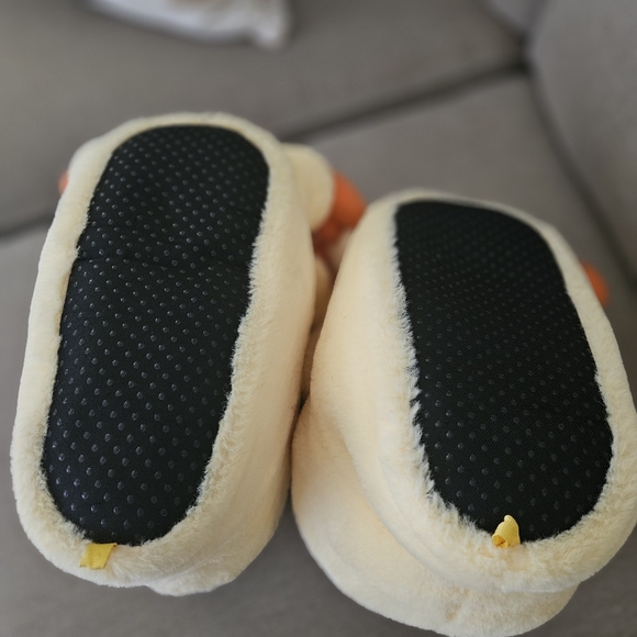 Yellow chunky big duck winter fleece indoor slippers - Picture 6 of 11